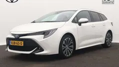 Wit Gebruikt 2019 Toyota Corolla Limited Stationwagen | € 22.445 (Eerlijke prijs)