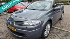Grijs Gebruikt 2006 Renault Mégane Cabriolet Cabriolet | € 2.699 (Eerlijke prijs)