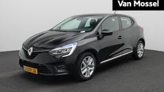 Gebruikt 2020 Renault Clio V Zen Hatchback | € 12.900 (Eerlijke prijs)