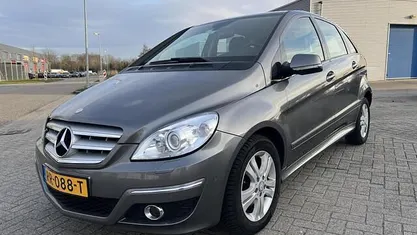 Occasion Mercedes B180 109 PK (80 kW) 2009 Grijs MPV