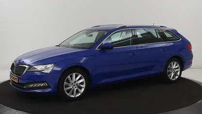 Occasion 2021 Skoda Superb Business Line Stationwagen | € 17.900 (Super prijs)