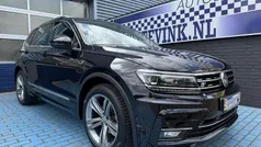 Zwart Gebruikt 2020 VW Tiguan R-line SUV | € 30.450 (Goede deal)