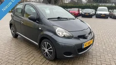 Gebruikt 2010 Toyota Aygo Hatchback | € 1.999 (Eerlijke prijs)