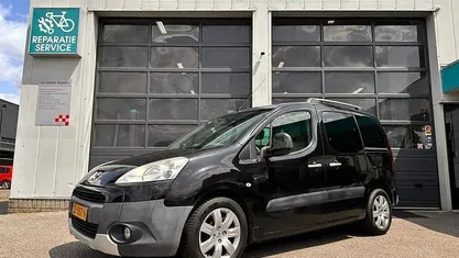 Occasion 2010 Peugeot Partner Tepee Outdoor MPV | € 4.950 (Eerlijke prijs)