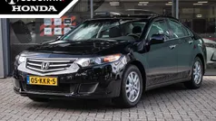 Zwart, metallic lak Gebruikt 2010 Honda Accord Comfort Sedan | € 6.950 (Goede deal)