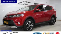 Rood Gebruikt 2015 Toyota RAV4 Style SUV | € 17.900 (Eerlijke prijs)