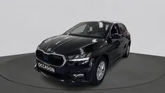 Zwart Gebruikt 2023 Skoda Fabia Ambition Hatchback | € 17.250 (Eerlijke prijs)