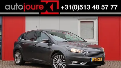 Grijs Occasion 2016 Ford Focus Titanium Hatchback | € 6.499 (Eerlijke prijs)