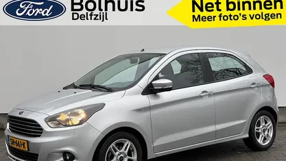 Grijs Gebruikt 2018 Ford Ka Plus Trend Hatchback | € 11.045 (Eerlijke prijs)