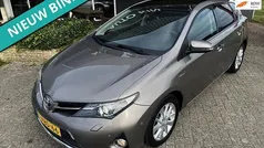 Bruin Gebruikt 2014 Toyota Auris Hatchback | € 9.450 (Goede deal)