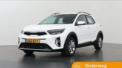Gebruikt 2024 Kia Stonic SUV | € 23.435 (Eerlijke prijs)