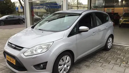 Grijs Gebruikt 2014 Ford C-MAX Ambiente MPV | € 2.850 (Super prijs)