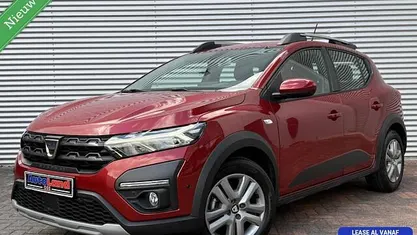 Occasion Dacia Sandero Stepway 91 PK (66 kW) 2021 Rood, metallic lak Hatchback