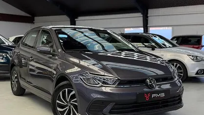 Occasion VW Polo Life 95 PK (69 kW) 2022 Paars (metallic) Hatchback