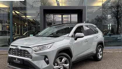 Occasion Toyota RAV4 Hybrid Style 222 PK (163 kW) 2019 Grijs SUV
