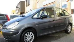 Grijs Gebruikt 2003 Citroën Xsara Picasso MPV | € 995 (Eerlijke prijs)
