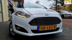Wit Gebruikt 2015 Ford Fiesta Hatchback | € 6.750 (Eerlijke prijs)
