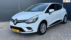 Wit Gebruikt 2017 Renault Clio IV LIMITED Hatchback | € 8.950 (Eerlijke prijs)