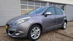 Grijs Gebruikt 2010 Renault Scénic III MPV | € 1.799 (Super prijs)