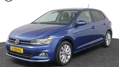 Blauw Gebruikt 2021 VW Polo Highline Hatchback | € 19.795 (Eerlijke prijs)