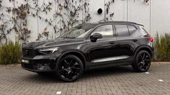 Zwart Gebruikt 2025 Volvo XC40 Plus SUV | € 46.194 (Eerlijke prijs)