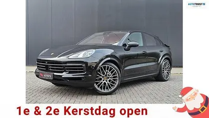 Zwart (metallic) Gebruikt 2023 Porsche Cayenne Platinum Edition SUV | € 89.950 (Super prijs)