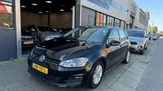 Zwart Gebruikt 2015 VW Golf VII Trendline Hatchback | € 9.500 (Eerlijke prijs)