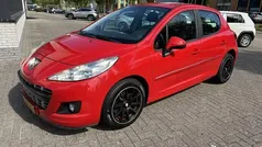 Rood Gebruikt 2011 Peugeot 207 Urban Move Hatchback | € 3.250 (Eerlijke prijs)
