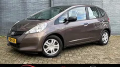 Bruin Gebruikt 2015 Honda Jazz Trend Hatchback | € 9.900 (Eerlijke prijs)