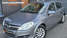Grijs Gebruikt 2007 Opel Astra Hatchback | € 2.950 (Eerlijke prijs)