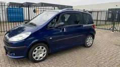 Blauw Occasion 2006 Peugeot 1007 MPV | € 1.895 (Eerlijke prijs)