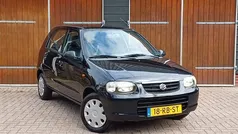 Zwart, metallic lak Gebruikt 2005 Suzuki Alto GLX Hatchback | € 2.450 (Eerlijke prijs)