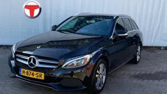 Zwart Gebruikt 2014 Mercedes 180 Prestige Sedan | € 16.395 (Eerlijke prijs)