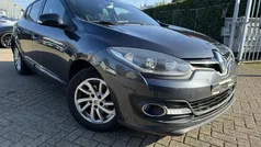 Grijs, metallic lak Gebruikt 2015 Renault Mégane III Expression Hatchback | € 4.950 (Super prijs)