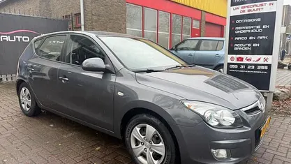 Grijs Gebruikt 2010 Hyundai i30 Dynamiq Hatchback | € 2.999 (Eerlijke prijs)