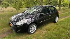 Zwart Gebruikt 2010 Renault Clio II Collection Hatchback | € 1.650 (Super prijs)