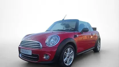 Rood Occasion 2013 Mini Cooper Cabriolet Cabriolet | € 9.499 (Eerlijke prijs)