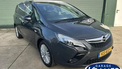 Grijs Gebruikt 2016 Opel Zafira Tourer Cosmo MPV | € 10.950 (Eerlijke prijs)