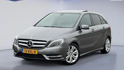 Grijs Gebruikt 2012 Mercedes B200 Ambition MPV | € 11.450 (Eerlijke prijs)