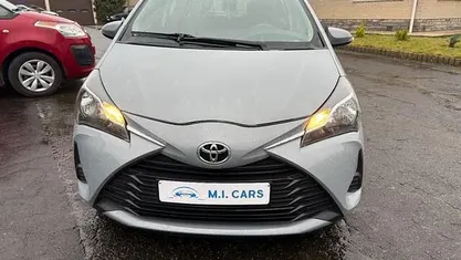 Occasion Toyota Yaris 72 PK (52 kW) 2018 Grijs Sedan