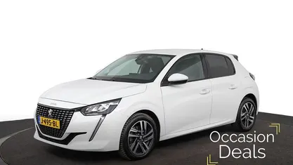 Wit Occasion 2020 Peugeot 208 Allure Hatchback | € 15.945 (Eerlijke prijs)