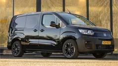 Zwart Gebruikt 2023 Fiat e-Doblò L2 50 kWh MPV | € 25.950 (Eerlijke prijs)