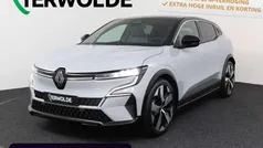 Gebruikt 2025 Renault Megane E-Tech Komfort Hatchback | € 37.450 (Eerlijke prijs)