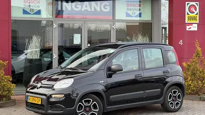 Occasion 2022 Fiat Panda City Life Hatchback | € 11.950 (Eerlijke prijs)