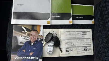 Gebruikt 2008 Renault Clio R.S. Hatchback | € 2.399 (Eerlijke prijs)