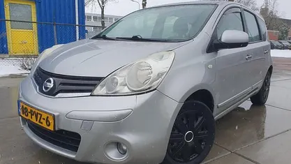 Grijs Occasion 2009 Nissan Note Visia MPV | € 2.600 (Goede deal)