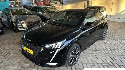 Occasion 2022 Peugeot 208 GT Hatchback | € 20.395 (Eerlijke prijs)