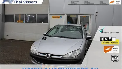 Occasion Peugeot 206 75 PK (55 kW) 2000 Grijs (metallic) Hatchback