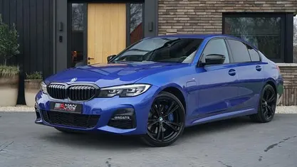 Blauw Occasion 2020 BMW 330 M Sport Sedan | € 29.850 (Eerlijke prijs)