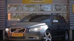 Grijs, metallic lak Gebruikt 2010 Volvo V70 R-Design Stationwagen | € 14.750 (Eerlijke prijs)